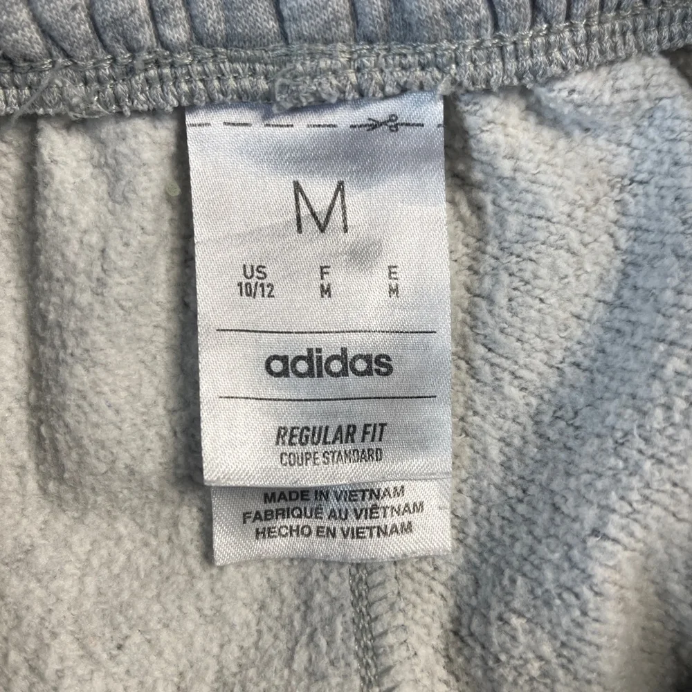 Adidas Kids Essential Fleece Joggers Regular Fit Boys 10/12 Medium Gray/White